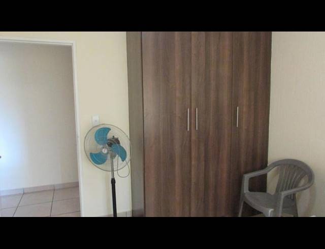 3 BEDROOM TOWNHOUSE FOR SALE IN MULBARTON